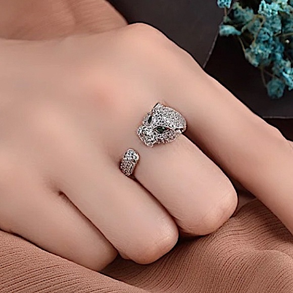 SILVER PANTHER ZIRCON RING - Picture 9 of 11